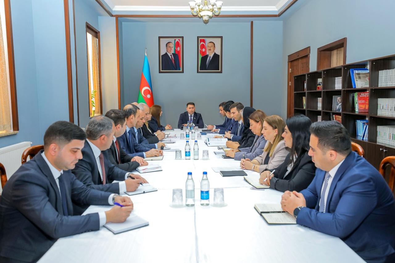 Ali Məclisin Humanitar siyasət  komitəsinin iclası keçirilib