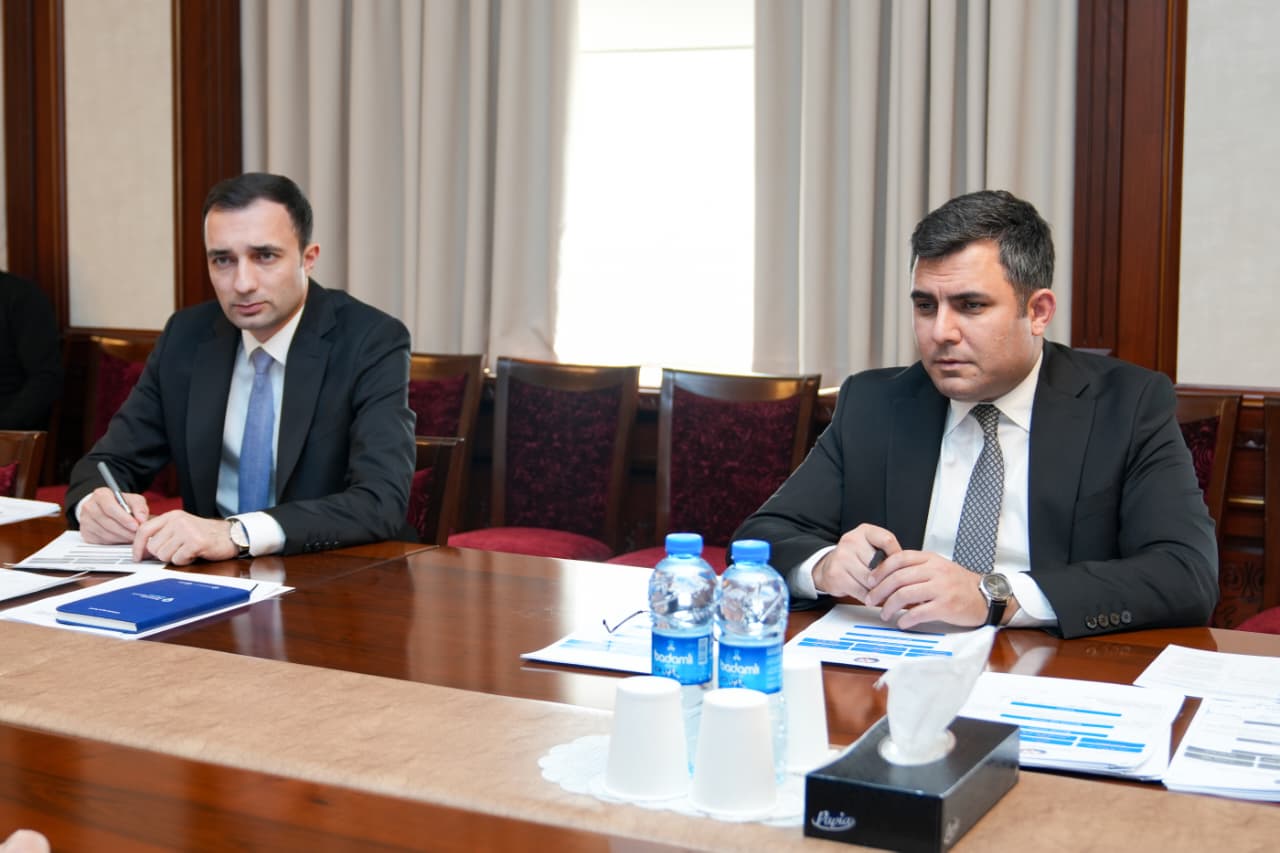 Səlahiyyətli nümayəndə vətəndaşları qəbul edib