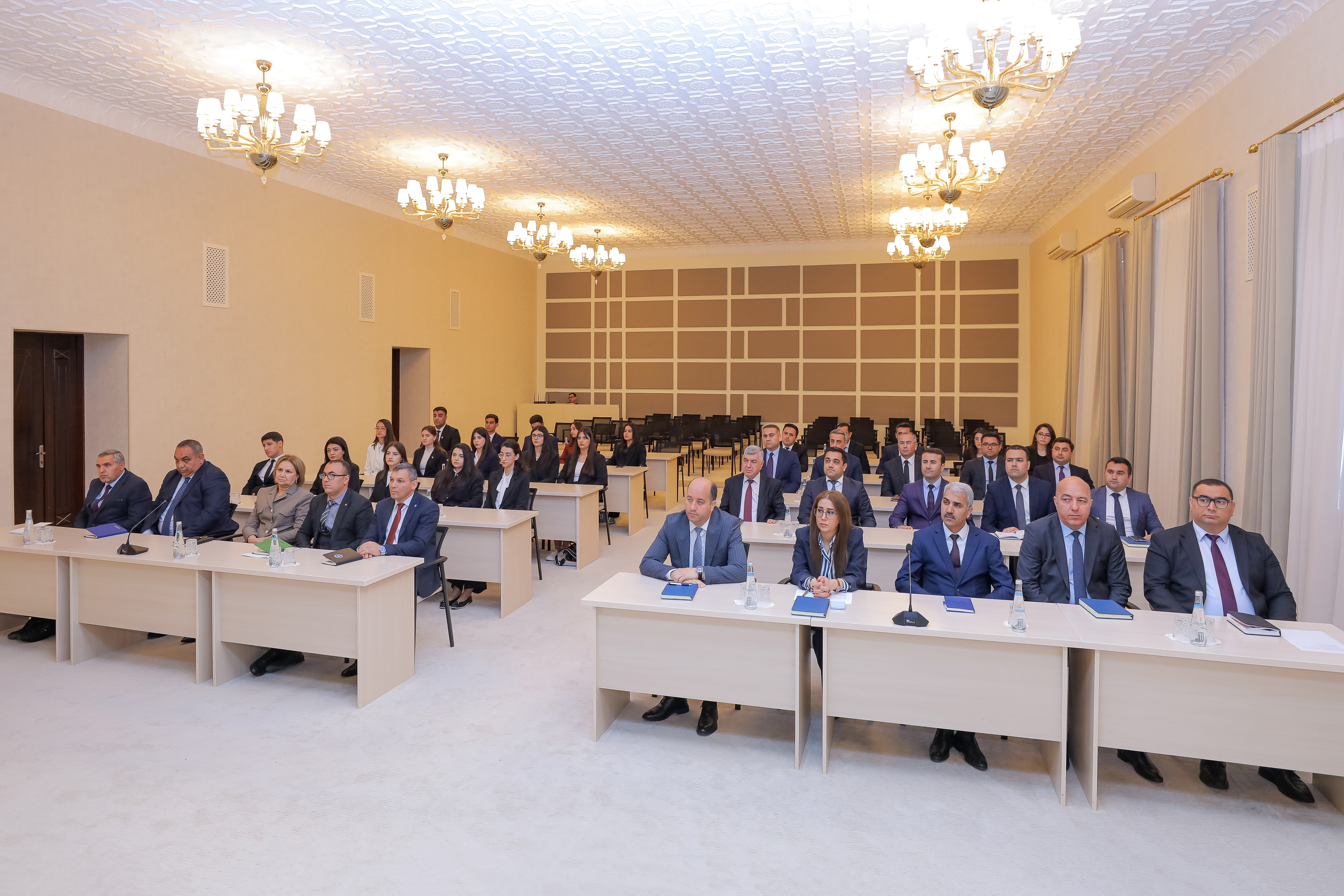 Ali Məclisdə NDU tələbələri üçün növbəti təcrübə proqramına start verilib