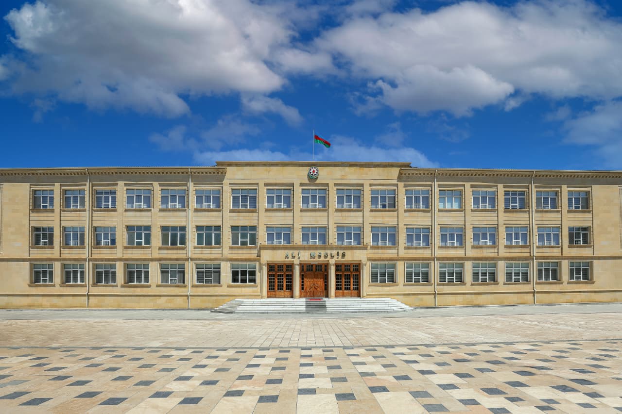 Ali Məclis deputatlarının dekabr ayı üzrə qəbul cədvəli açıqlanıb