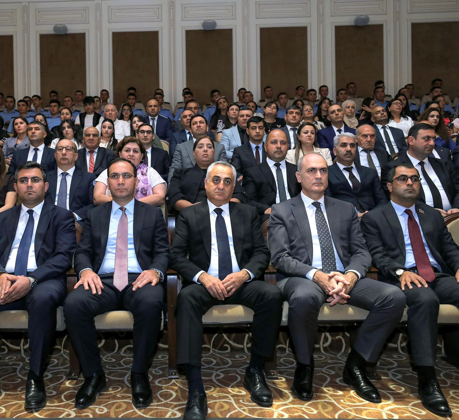 Naxçıvanda Milli Musiqi Günündə “O olmasın, bu olsun” musiqili komediyası təqdim olunub